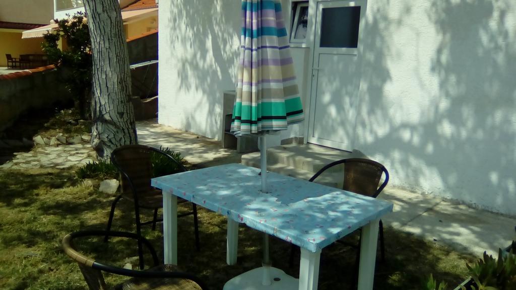 Apartments Mirana Ljubač 外观 照片